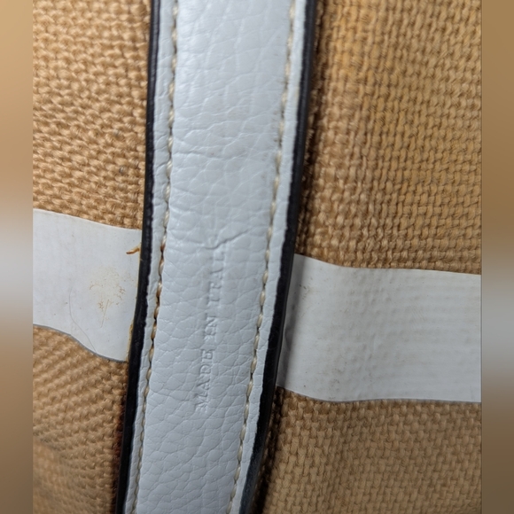 Burberry Logo Printed Raffia Tote bag - Picture 7 of 10